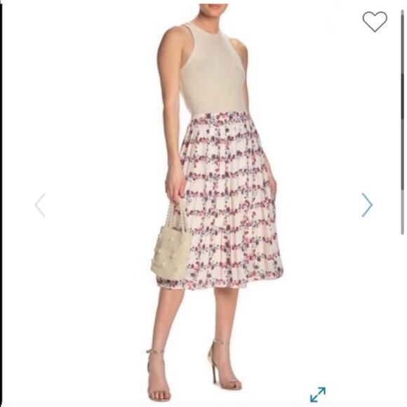 Endless Rose Floral Pleated Skirt - Picture 3 of 9